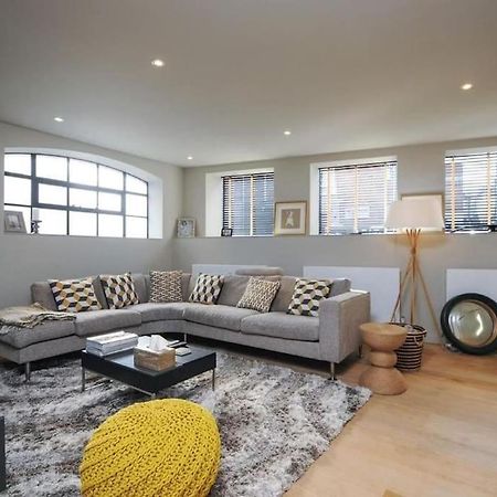 Manhattan Style Apartment In Fulham London Exterior photo